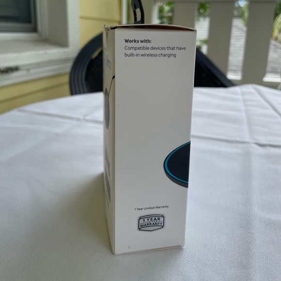 AT&T wireless charge pad - Picture 2 of 5